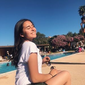 Meet your Posher, Regina